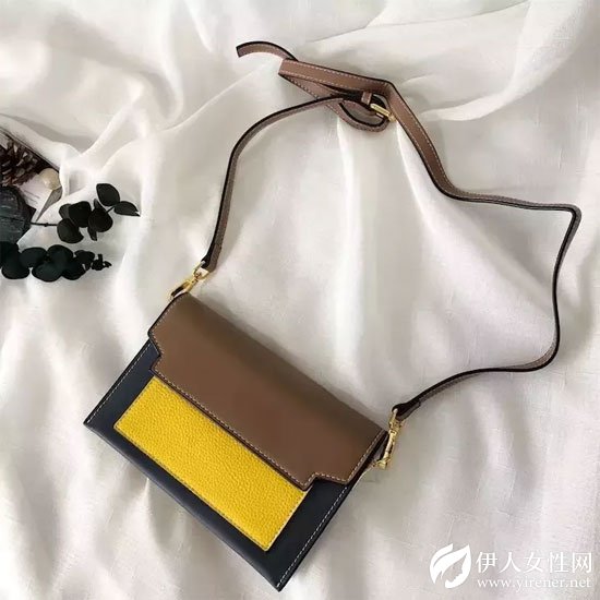 欧韩时尚生活馆 五一旅行的穿搭指南！