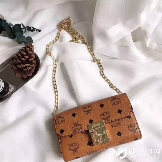 欧韩时尚生活馆 五一旅行的穿搭指南！