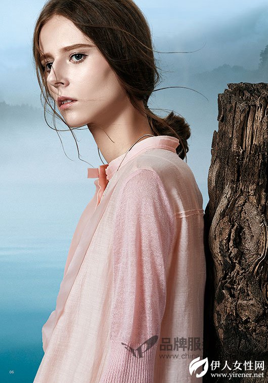 线条色彩带来的美感 Eall.cz意澳女装统统赋予你