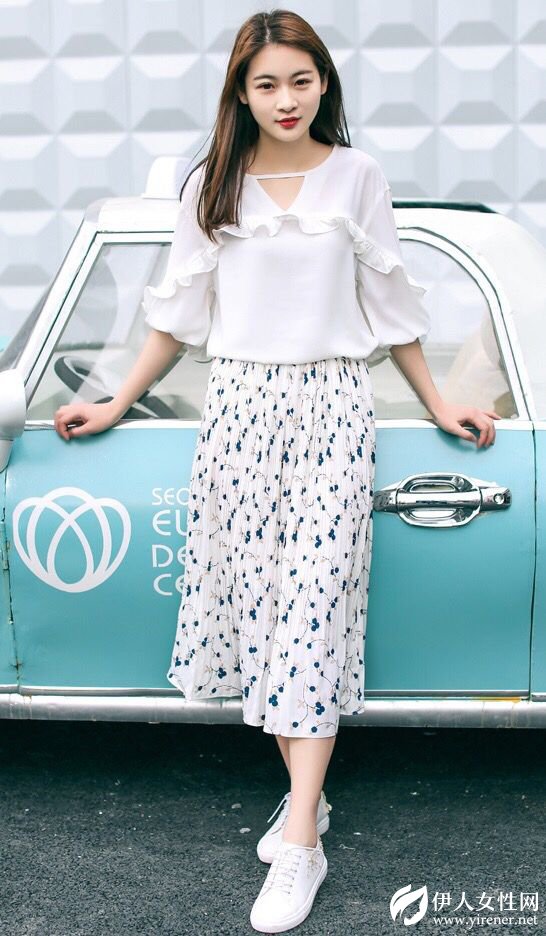 聚多品：这样清纯不做作的穿搭 你钟爱哪一件？