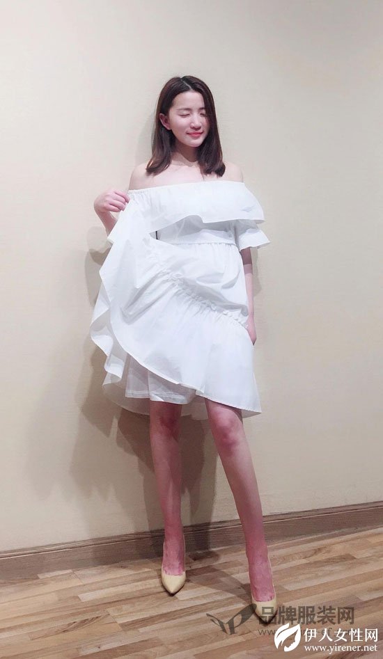 “YES”一字肩单品 微露香肩的性感你也可以拥有