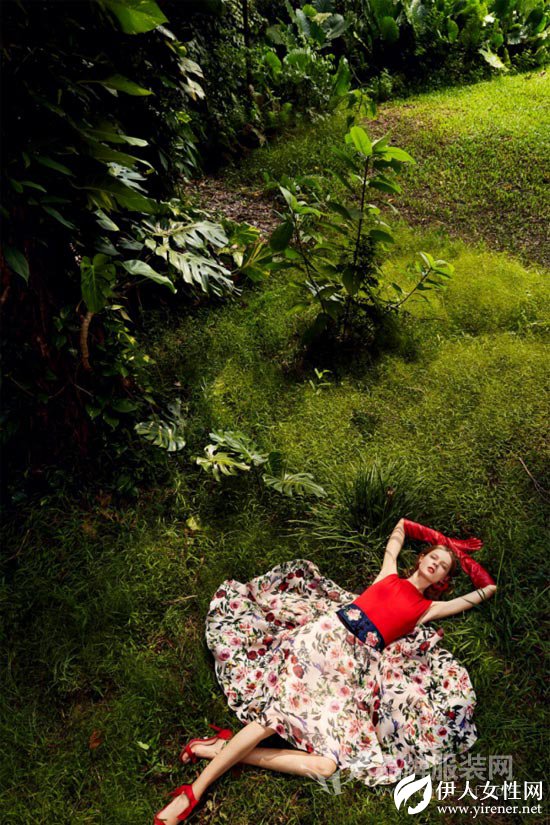 “红凯贝尔HOKABR”优雅气质女装 愿你出走半生 归来仍魅力无限