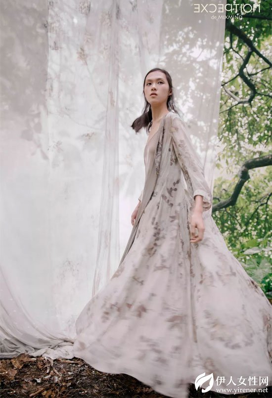 把自然穿在身上 感受草木原色抚触肌肤的生命质感