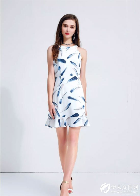 艾丽哲品牌女装2018春夏款新品女装展示