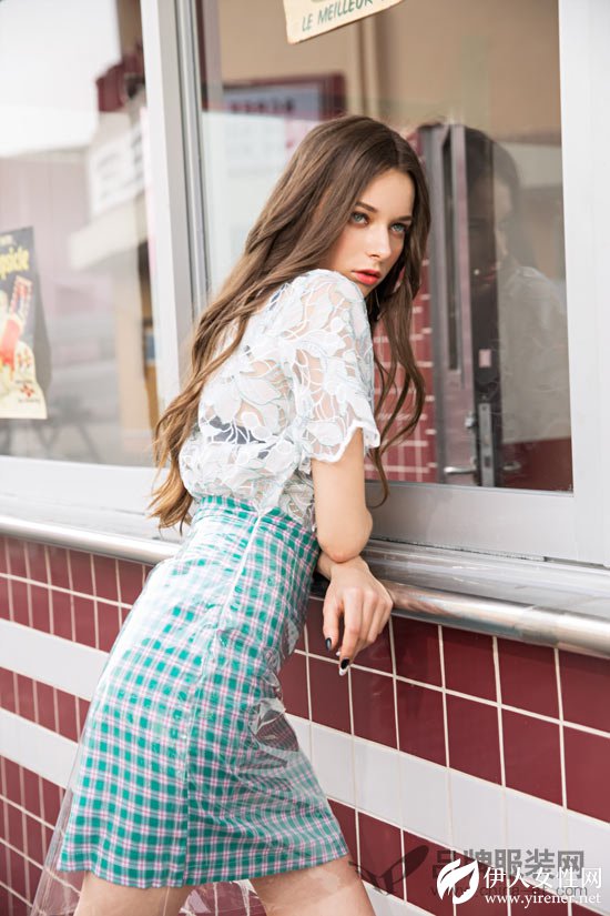 时尚自由点女装夏日搭配小心机 穿出你的性感时尚