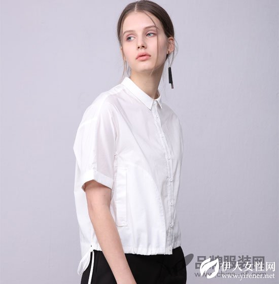 今年夏天 ZIRONG子容带你回白色的衣服随风飘着的年代