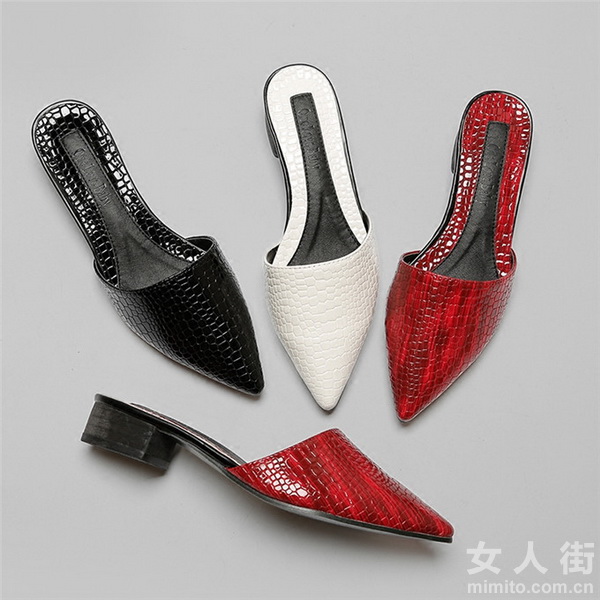 让尖头鞋带你引领时尚潮流