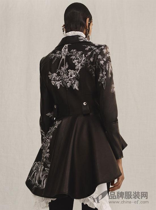 Alexander McQueen亚历山大麦昆2018春夏系列