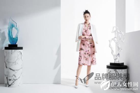 优雅与性感并存 ECA女装简约轻熟风来袭