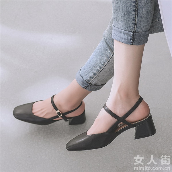 让尖头鞋带你引领时尚潮流