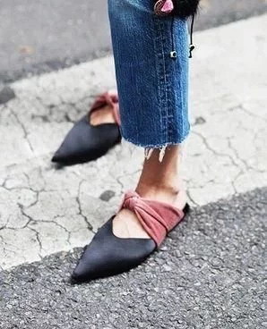 2018最流行鞋款，少了V口鞋怎么行？