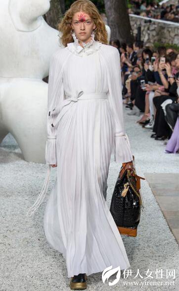 Louis Vuitton：异乎寻常的八零年代二元性