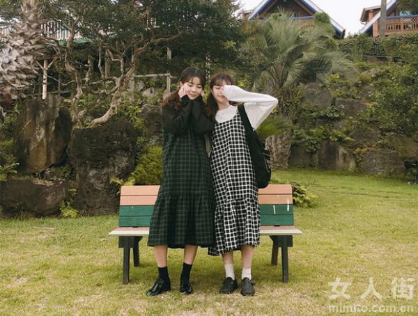 背带裙穿搭示范，让你少女感十足