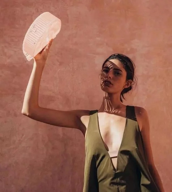 10款全球时尚编辑最爱的平价手袋