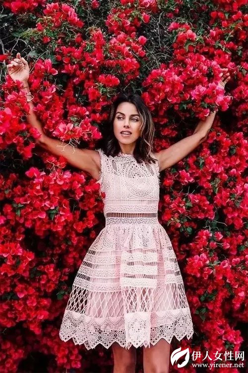艾丽哲品牌女装：蕾丝 穿对夏季秒变浪漫小仙女~