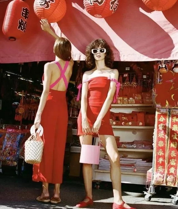 10款全球时尚编辑最爱的平价手袋