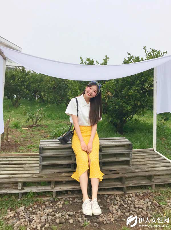 春美多：波点半身裙如何搭配 夏日最美穿搭气质又迷人