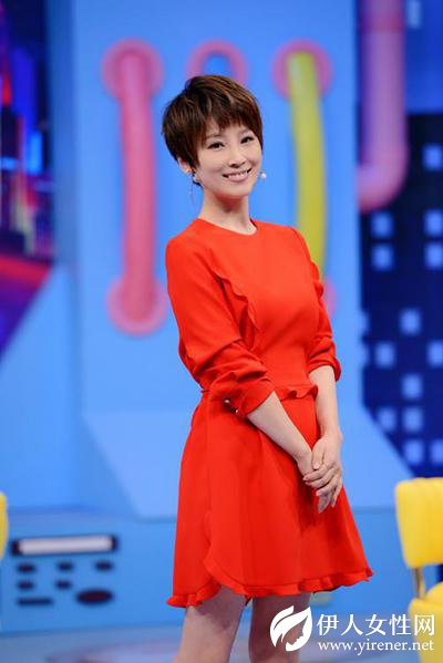 谢楠自称75分妈妈 曝吴京和儿子在家经常枕头大战