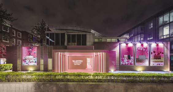 新品难推 奢侈品花样“快闪”博眼球