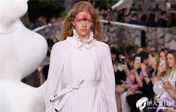 LOUIS VUITTON 2019早春系列抢先看！