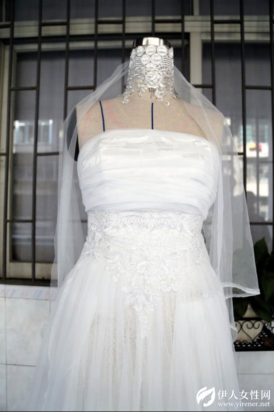 立体剪裁的加工手法 让婚纱站起来