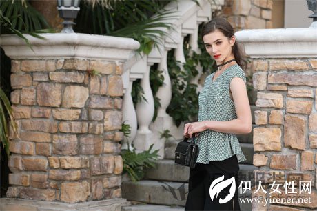 JAOBOO 乔帛品牌女装 夏季的你人比花娇