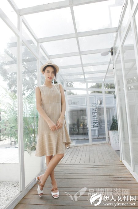 伽戈JOLYGLITZ品牌女装 每一件都可以很时尚！