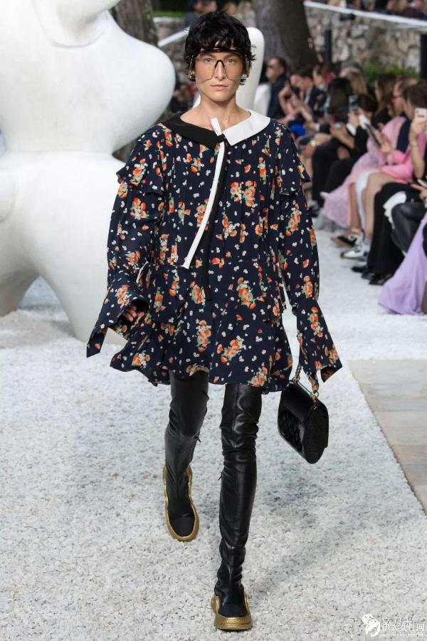 文刀米：被Gucci猛追的LV，没输！