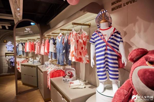 瞄准新生代年轻父母 太平鸟童装Mini Mini独立开店