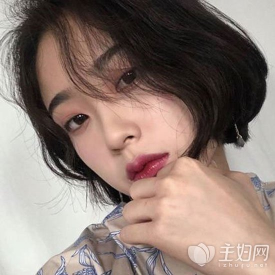 短发怎么剪？韩式减龄短发修颜更显嫩
