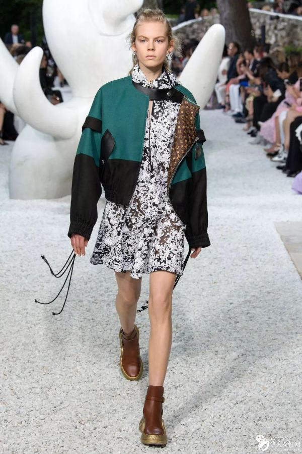 文刀米：被Gucci猛追的LV，没输！