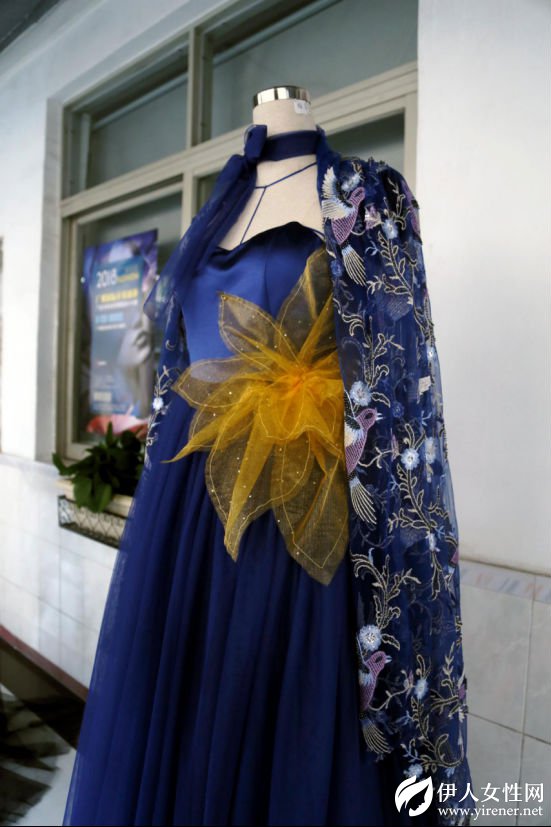 立体剪裁的加工手法 让婚纱站起来