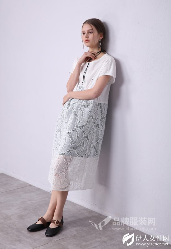 ZIRONG子容品牌女装 时尚的简约风才更具文艺范~