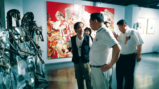 跨界合作 燕京助力居然原创艺术