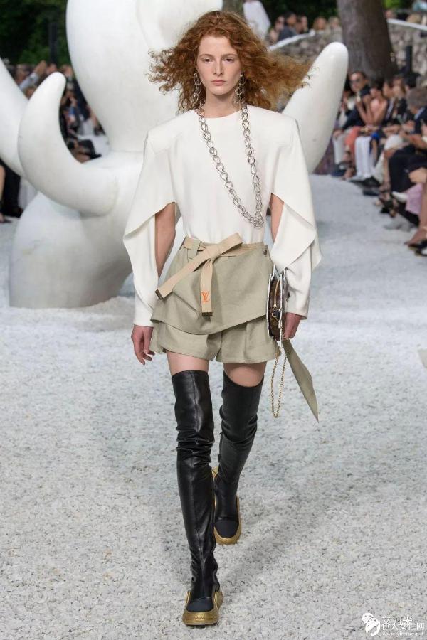 文刀米：被Gucci猛追的LV，没输！