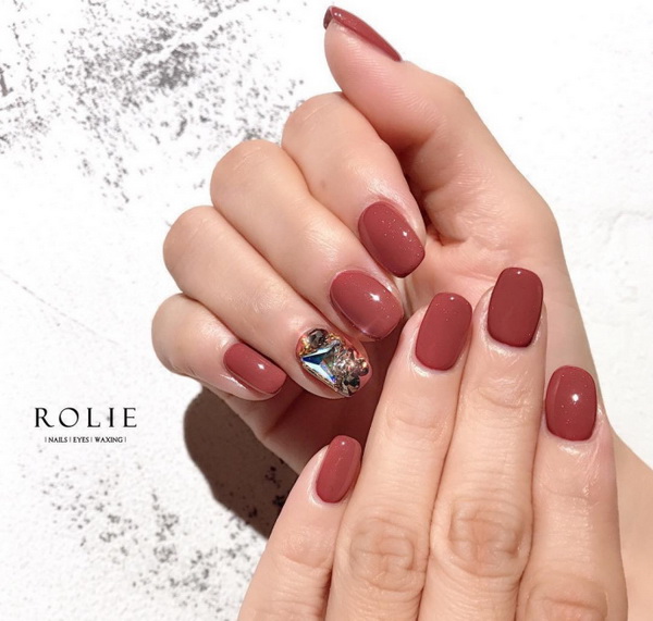 美腻的新娘红色美甲，经典时尚美甲造型