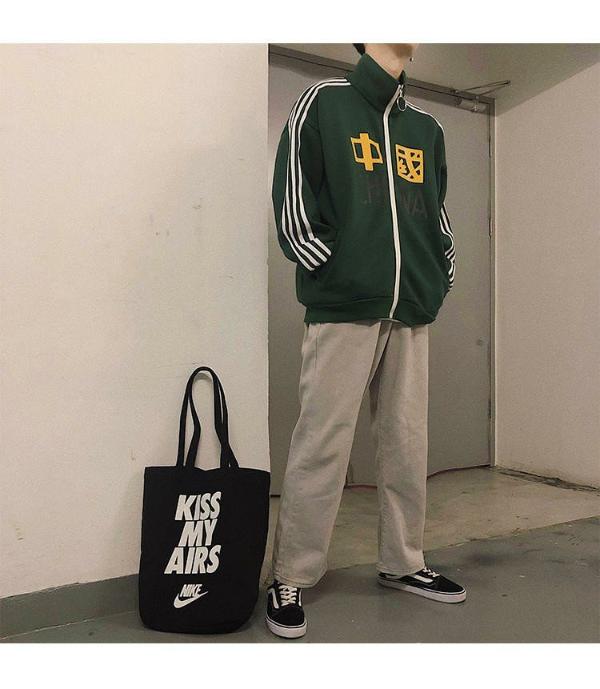 校园运动风应该怎么穿 今年大玩校园时尚复古情怀