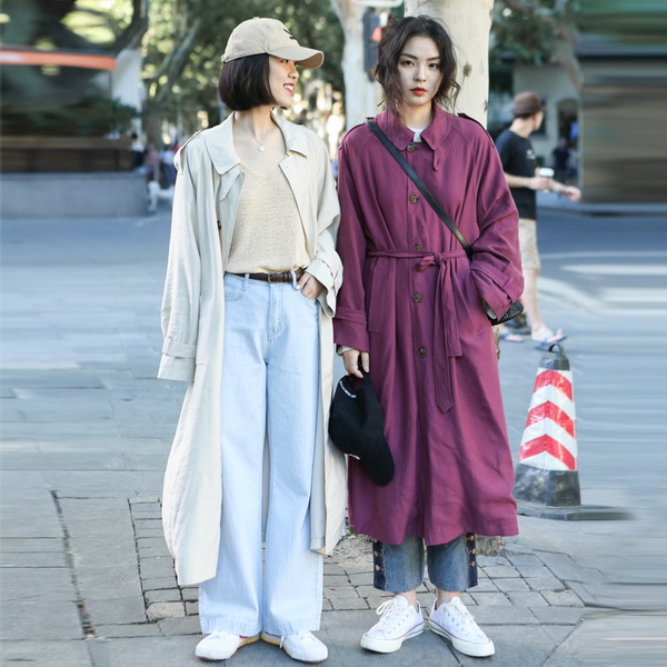 时髦女生秋装搭配，走在时尚前沿