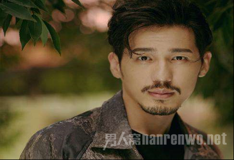 还在为青春期的胡子困扰?莫慌,看这里如何帮你解决