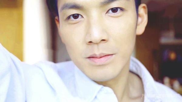 44岁的钟汉良为什么还这么年轻？ 男士皮肤保养小常识