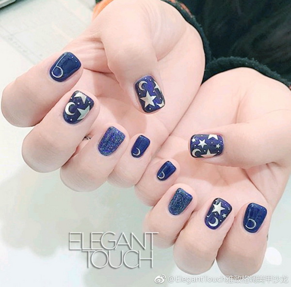 2018流行的“星星美甲”彩绘图案