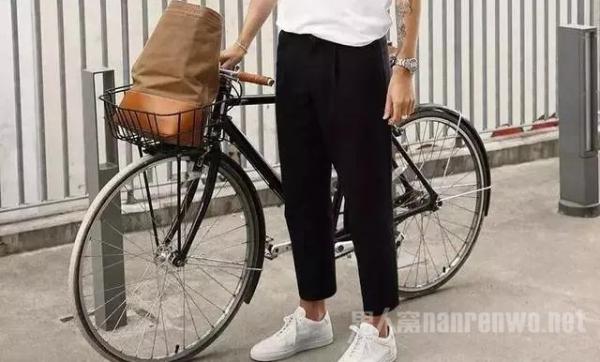穿对九分裤让你更帅气 型男必备单品男士九分裤