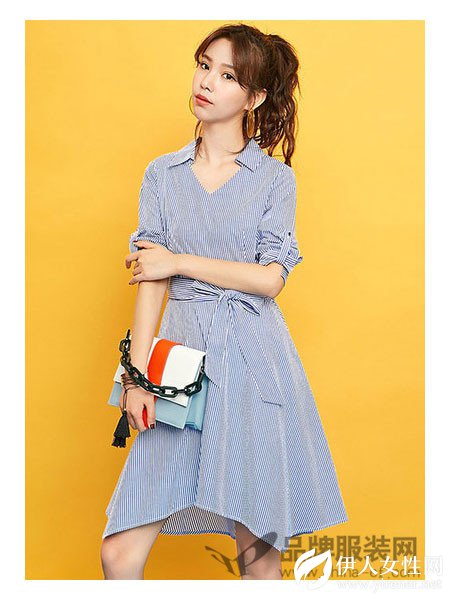 究竟怎么穿才更美 你肯定少不了搜美女装