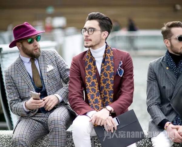 跟时装周街拍学男士穿搭 男人最难驾驭的颜色怎么穿？