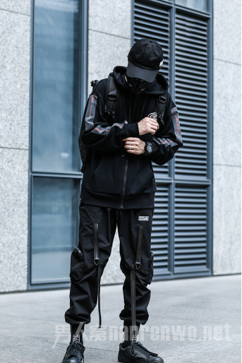 女人都会为之疯狂 让你荷尔蒙大爆发的伞兵裤