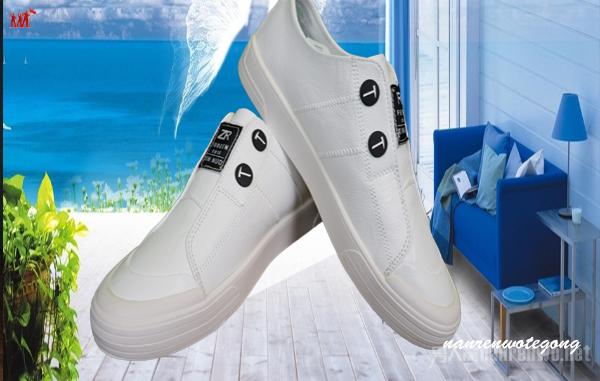 时尚男士休闲板鞋的穿搭 展示你独特的帅气魅力