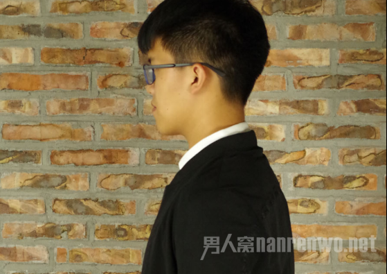 修身有型的夹克外套 男人衣柜中不可缺少的单品