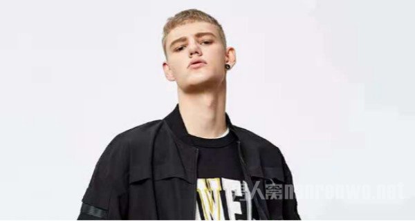 打造清爽利落的男生发型 流行的男生发型助你改变气质