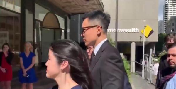 高云翔涉性侵案正式庭审延期至1月 新的控罪清单曝光