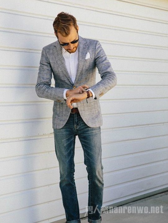 男款休闲西装如何搭配？穿出独特风格打造男人气概